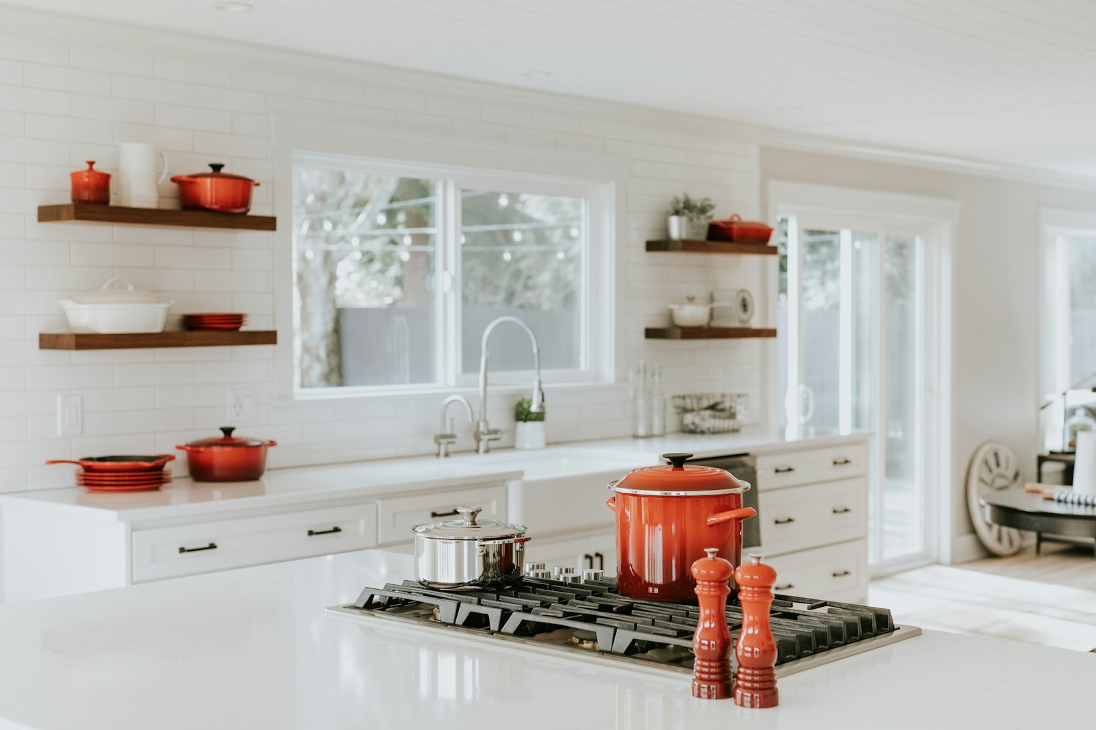 Modern kitchen renovation Miami